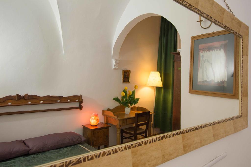 Casa vacanze Quattro Cantoni R-home *